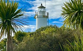 Lighthouse-Hideaway